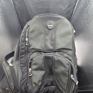 Kensington‎ Black Men's Backpack